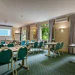 Hotel Logis Hotels- Et Restaurant Domaine De Fompeyre 3*