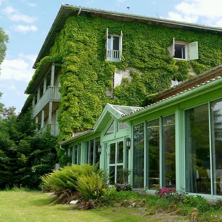 Logis Hotels- Et Restaurant Domaine De Fompeyre 3*