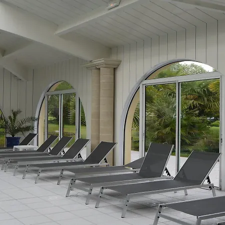 Logis Hotels- Et Restaurant Domaine De Fompeyre Bazas