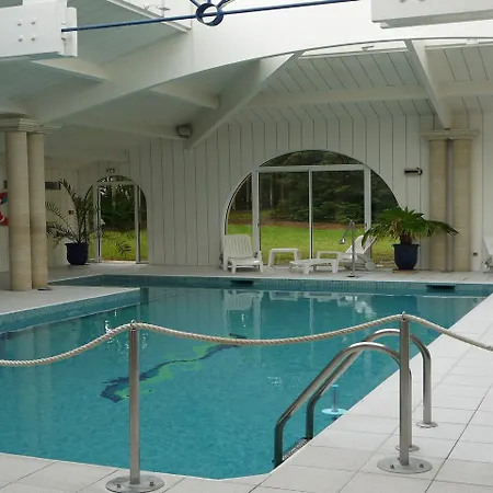 Logis Hotels- Et Restaurant Domaine De Fompeyre 3*