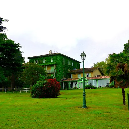 Hotell Logis Hotels- Et Restaurant Domaine De Fompeyre Bazas