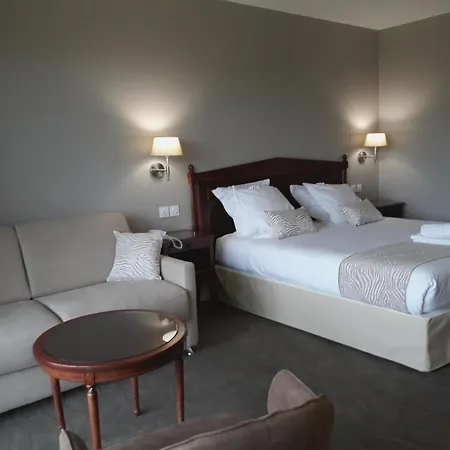 Hotell Logis Hotels- Et Restaurant Domaine De Fompeyre 3*