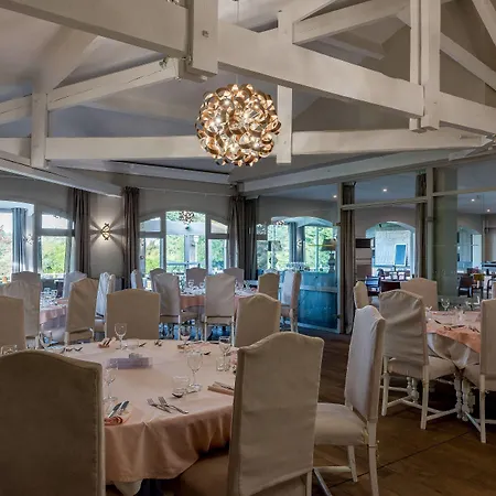Logis Hotels- Et Restaurant Domaine De Fompeyre 3*