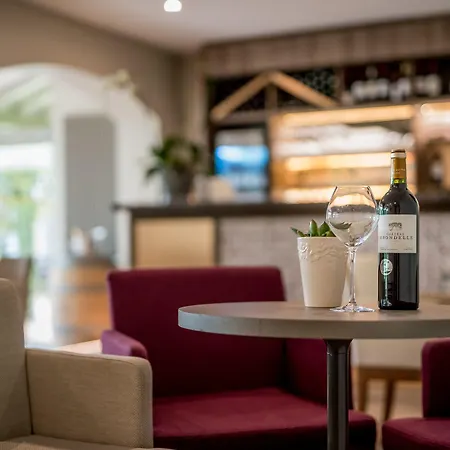 Logis Hotels- Et Restaurant Domaine De Fompeyre 3* Bazas
