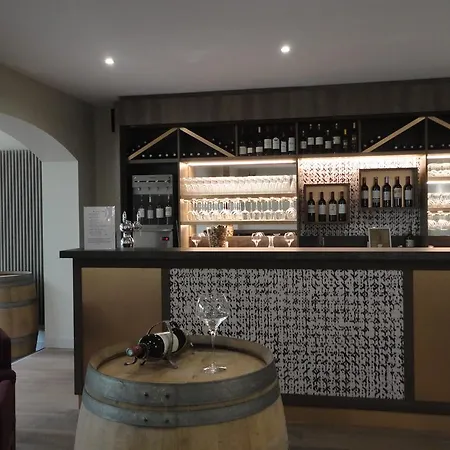 Logis Hotels- Et Restaurant Domaine De Fompeyre Hotell Bazas