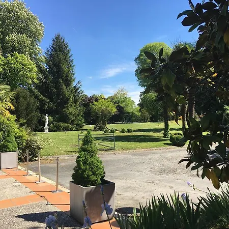 Logis Hotels- Et Restaurant Domaine De Fompeyre Hotel 3*
