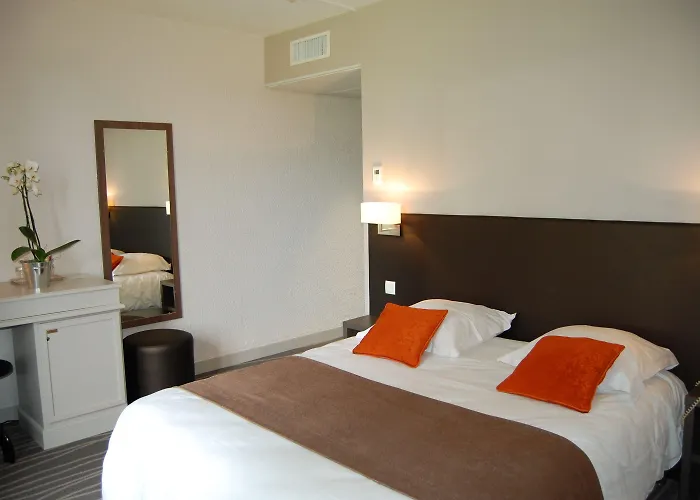 Domaine De Fompeyre Hotel Bazas