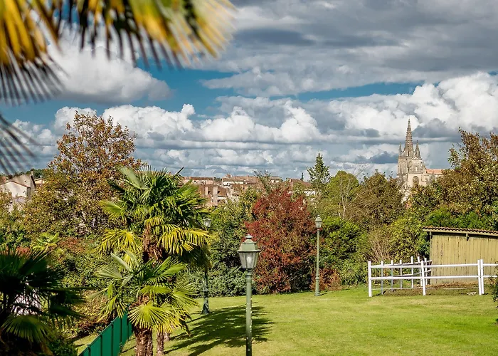 Logis Hotels- Et Restaurant Domaine De Fompeyre 3* Bazas