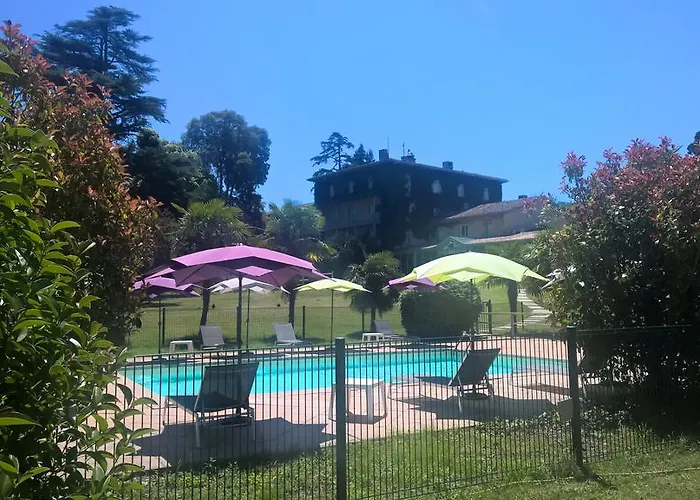 Logis Hotels- Et Restaurant Domaine De Fompeyre