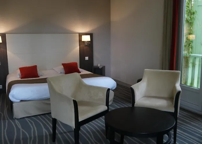 Domaine De Fompeyre Hotel 3*